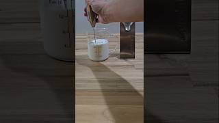 Aerolatte Handheld Milk Frother [upl. by Yelyab142]